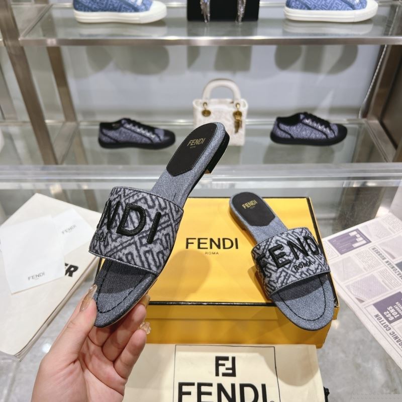 F**di slippers